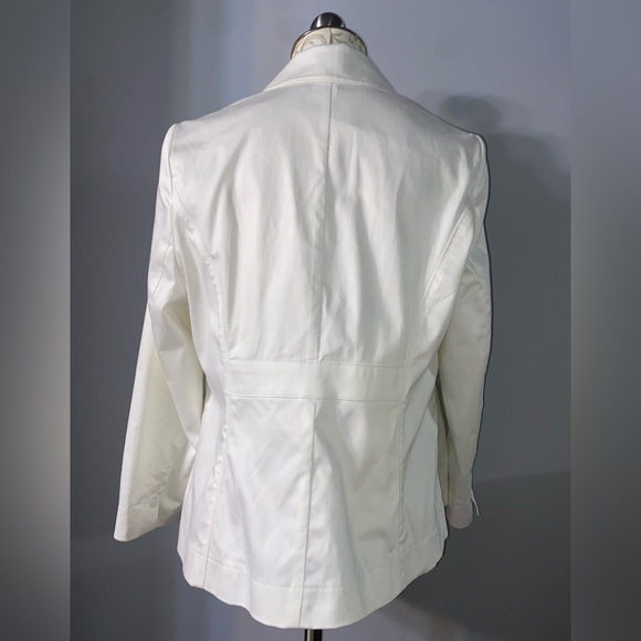 Lane Bryant White Blazer Size 14. #5 - Picture 4 of 7